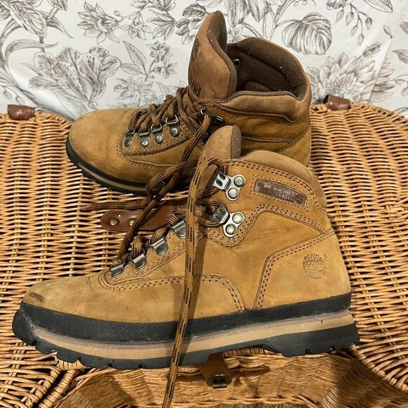 Vintage Timberland Womens 7  Euro Hiker Brown 90s Suede Leather Mid Hiking Boots - Picture 2 of 14